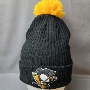 Pittsburgh Penguins Pom Knit Beanie Hat Black Yellow NHL Hockey Winter Cap